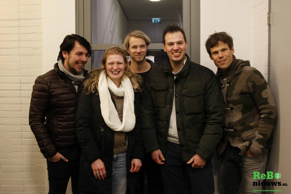 j15 (1 van 1)