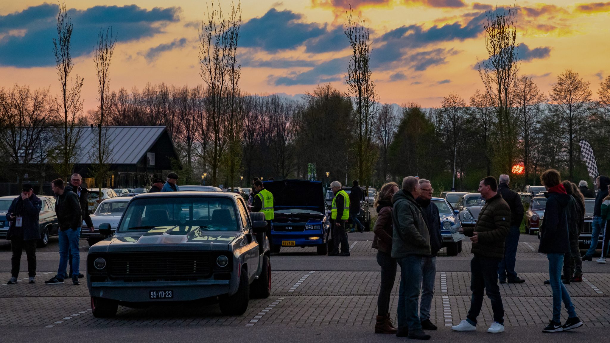 classic car cruise night near me