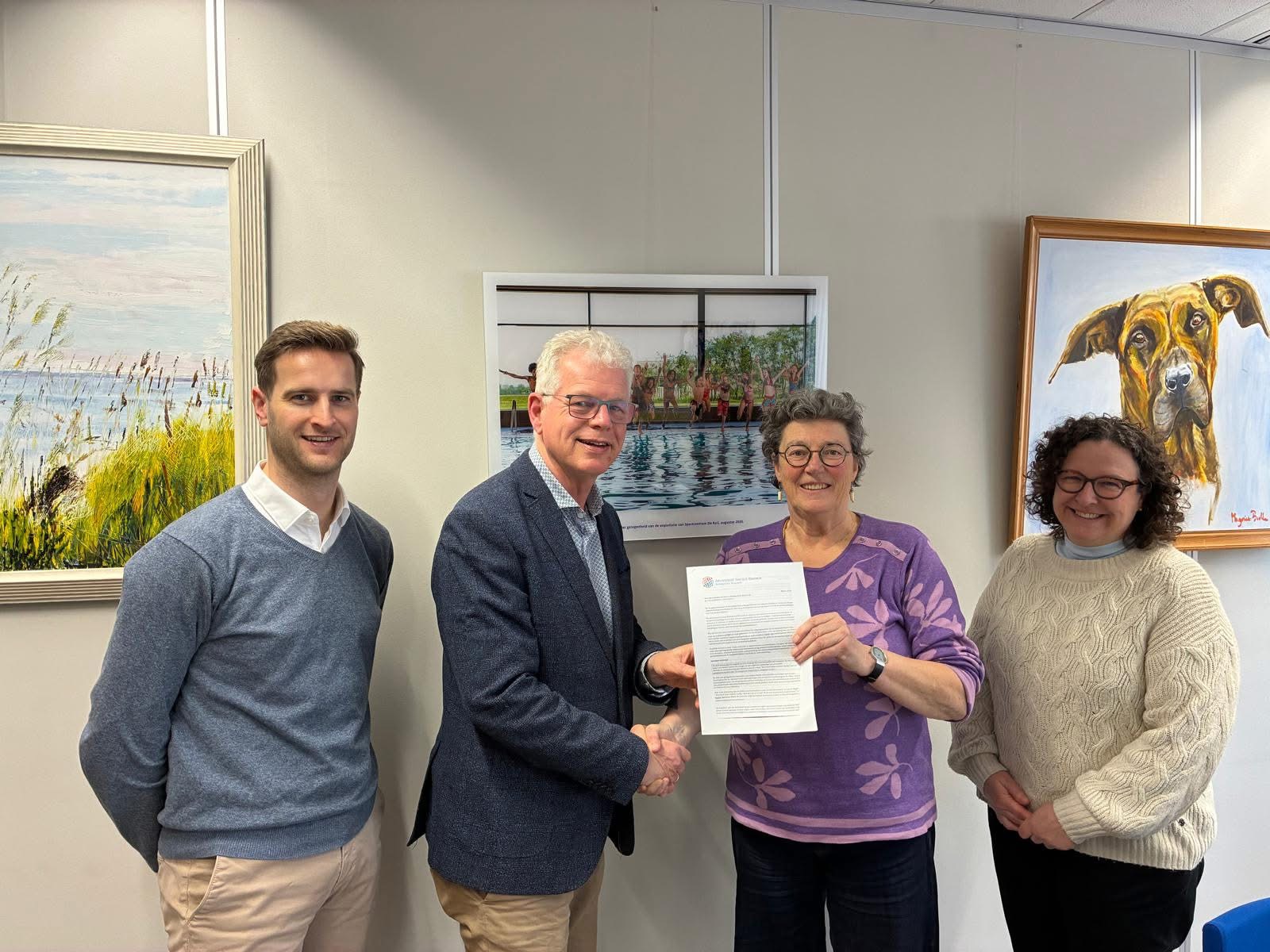 Adviesraad Sociaal Domein overhandigt aanbevelingen aan wethouder Knol