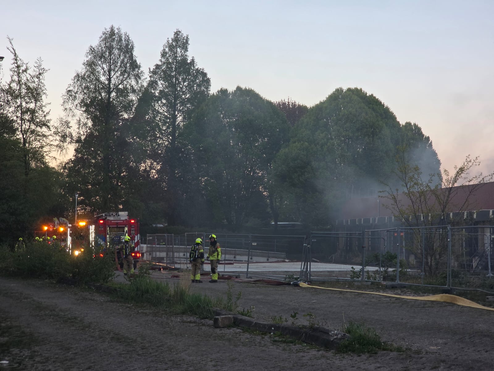 Brandweer uitgerukt voor brand in pand op voormalig Blokker-terrein in Bodegraven