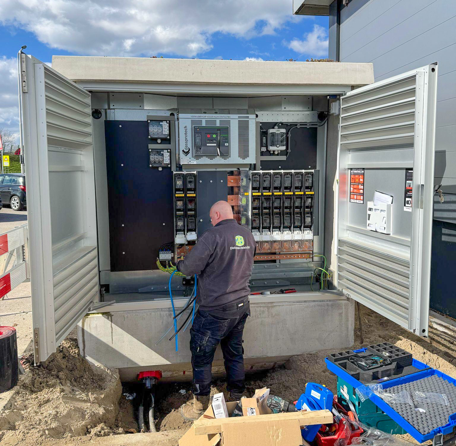 Monteur Elektrotechniek gezocht in Bodegraven? Start nu en pak *€1000 bonus!